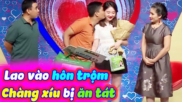 Bất Ngờ Lao Vào Hôn Trộm Cô Gái Chàng Trai Xíu Bị Ăn Tát Ngay Tại Bạn Muốn Hẹn Hò | BMHH Tập 306