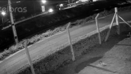 Impressionante: câmera registra colisão e incêndio que vitimou casal na BR-277