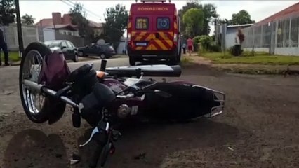 Motociclista de 19 anos fica ferido em acidente no Maria Luíza
