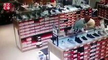 Alışveriş merkezindeki cep telefonu hırsızlığı kamerada