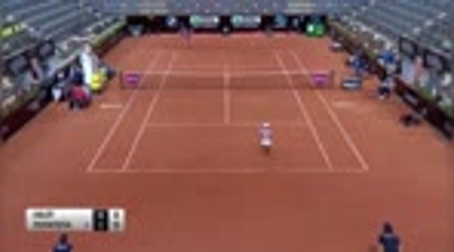 Rome - Halep dans le dernier carré sur abandon