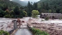 Piogge torrenziali in Francia, la violenta esondazione del fiume Hérault