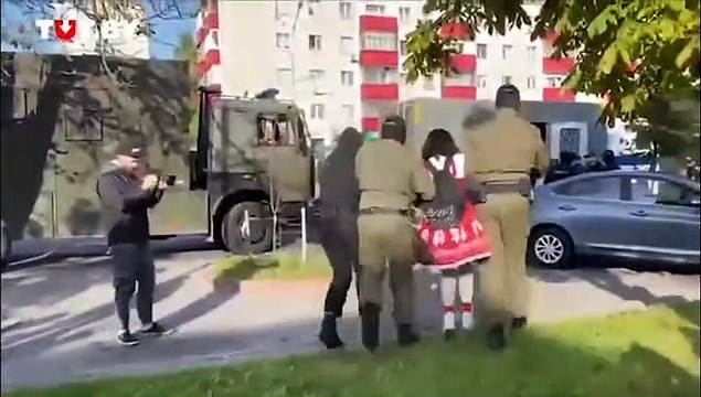 Belarus: More than 300 arrested at anti-government women's march in Minsk