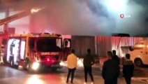 Fatih Belediyesi’nin eski belediye araçları alev alev yandı