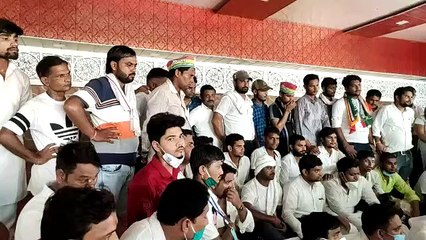 आदित्य यादव ने सरकार पर साधा निशाना