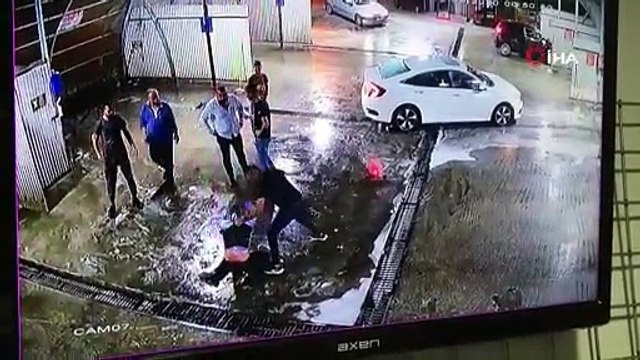 İlk önce dövdüler, sonra kaçırdı...O anlar kamerada