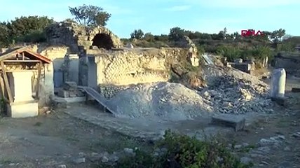 2 bin yıllık antik liman kalpli pembe göle dönüştü