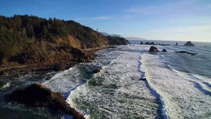 Ocean in 4K - Stunning Sea Views 🌊