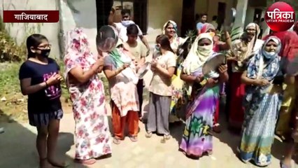 मोदी के ड्रीम प्रोजेक्ट के बाद गाजियाबाद विकास प्राधिकरण के विरोध में आई महिलाओं व बच्चे