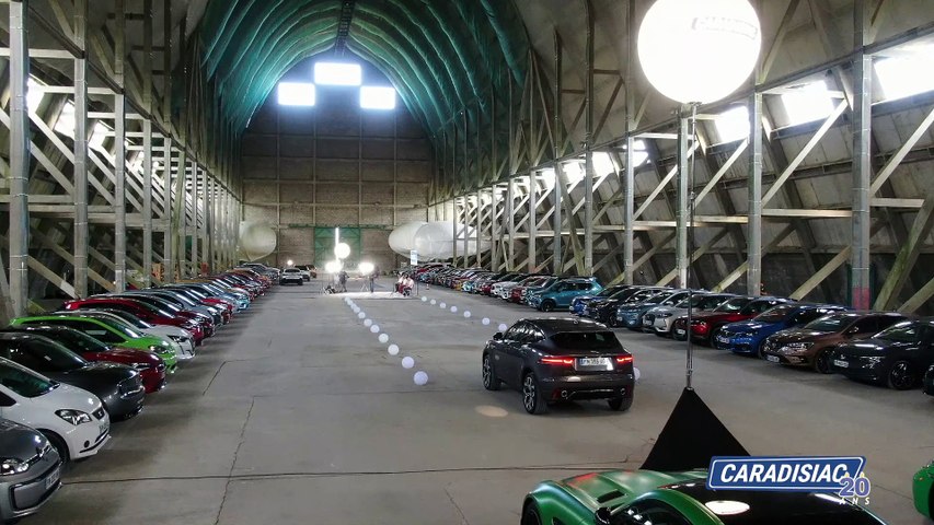 Jaguar e-Pace - Salon de l'auto Caradisiac 2020