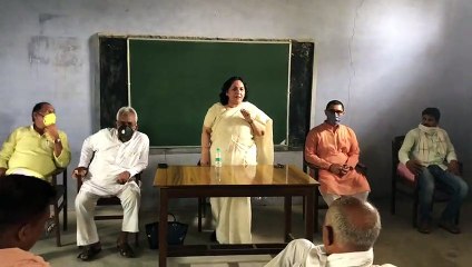 सियासी पिच पर उतरी यूपी पूर्व मंत्री चेतन चौहान की पत्नी संगीता चौहान