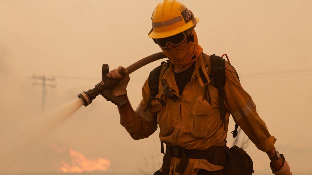 Strong Winds Fanning Flames Trigger Evacuation Of California Desert Communities