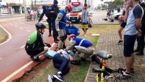 Colisão entre duas bicicletas deixa mulher ferida na Avenida Brasil