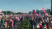 Decenas de miles de manifestantes en Bielorrusia a pesar de la represión policial