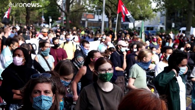 Alemanes exigen ampliar el número de acogida de refugiados provenientes del campo de Moria