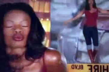 Girlfriends S01E01