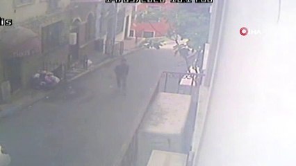 Taksim'de kadınları hedef alan kapkaç çetesi kamerada