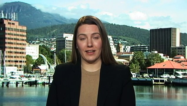 70 whales stranded at Macquarie Harbour in Tasmania