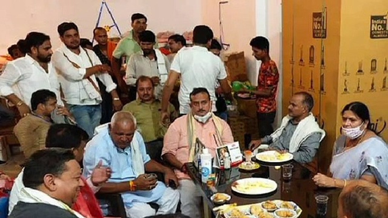 अमित तिवारी का हाल-चाल लेने पहुंची सदर विधायक