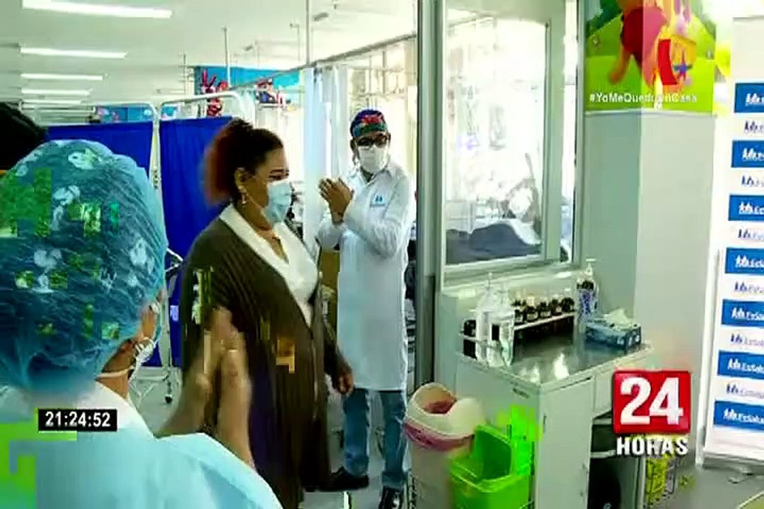 Médicos de EsSalud salvan la vida de niña al re...