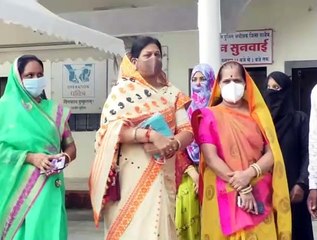 उज्जैन: BJP नेताओ के सामने सीएसपी ने गुटने नहीं टेके, कांग्रेसी सम्मान करने पहुंचे