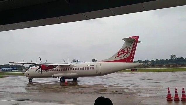 बस्तर की उड़ान का सपना हुआ साकार, मां दंतेश्वरी एयरपोर्ट से पहली फ्लाइट ने भरी उड़ान