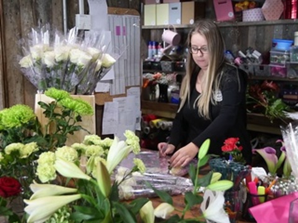 New owner of one of Burnley's best known florists donates 700 roses to care homes