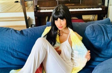Jameela Jamil embraced wearing no bra to the Emmy Awards