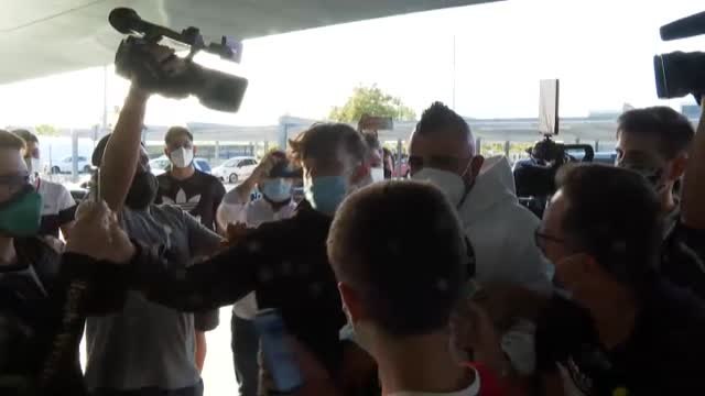 Arturo Vidal deja Barcelona horas antes de hacerse oficial su fichaje por el Inter