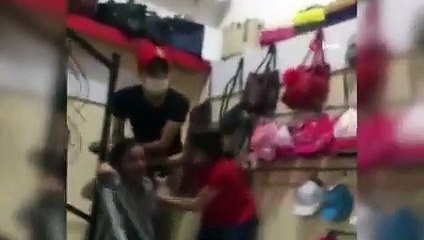 Boşanmak isteyen eşinin önce boğazını kesti sonra...