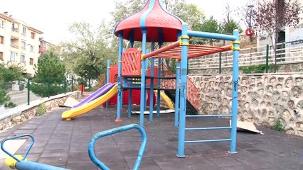 Ankara’da bir kişi eşini parkta oynayan çocuğunun gözü önünde silahla vurdu