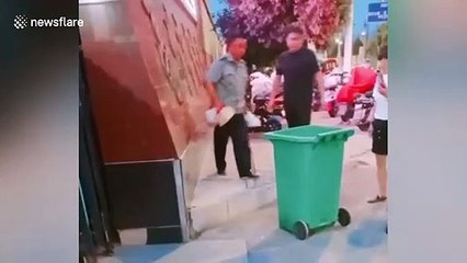 High school security guard throws away food ordered by students in eastern China