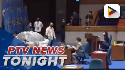 House leaders keep posts amid coup threat