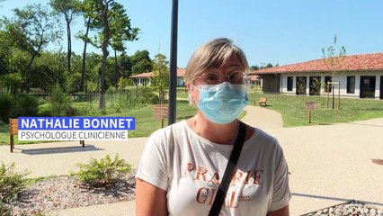 Dans les Landes, un village comme les autres pour les malades d'Alzheimer