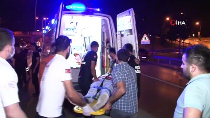 D-100 Karayolunda karşı şeride geçen otomobil ortalığı savaş alanına çevirdi