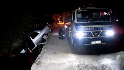 Kanala uçan araçtan burnu kanamadan çıktı