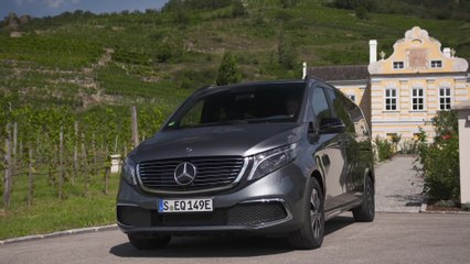 Скачать видео: Der Mercedes-Benz EQV - Kraftvoller Antrieb