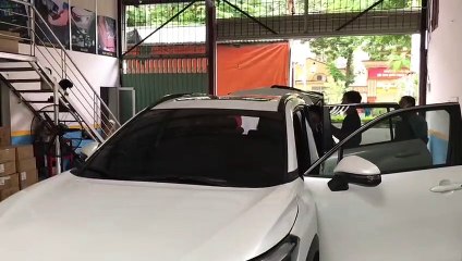 Toyota Corolla Cross 2020 - 2021 cực chất khi nâng cấp cốp điện