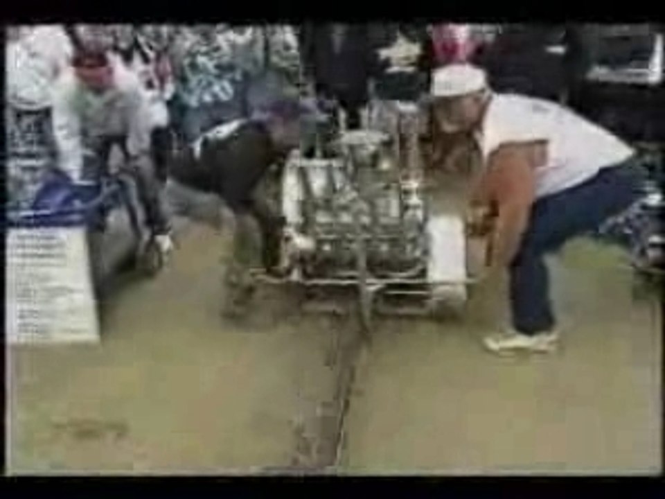 V8-Chainsaw