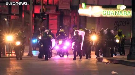 Mobilisation dans les rues contre les violences policières en Colombie