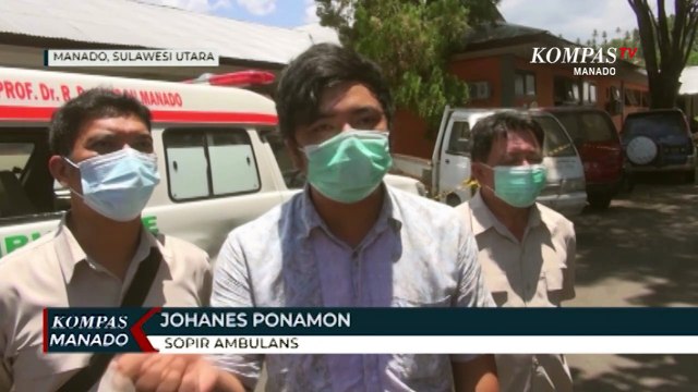 Massa Rusak Ambulans Pengantar Jenazah Covid 19