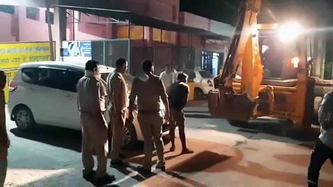 अस्पताल वायरल वीडियो में पुलिस ने 4 लोगों के खिलाफ किया मुकदमा दर्ज