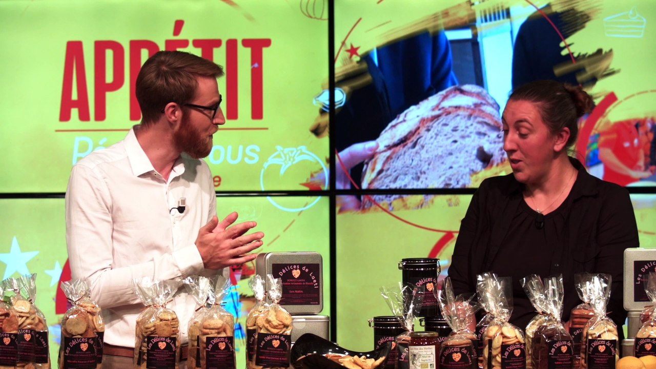 Comment réussir un apéritif "made in Loire" ?  Dégustez les biscuits salés de Laëtitia Bonucci... Dans son laboratoire à Saint-Just-en-Bas, elle élabore des recettes de biscuits salés au fromage et aux herbes aromatiques.