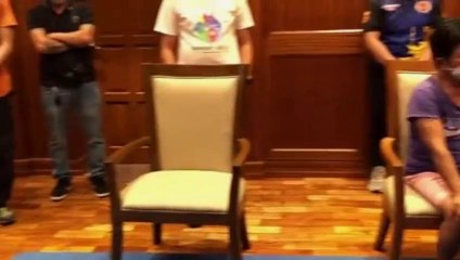 MANILA MAYOR ISKO MORENO CONFRONTS THE PEOPLE WHO ABANDONED A WOMAN UNDER THE BRIDGE