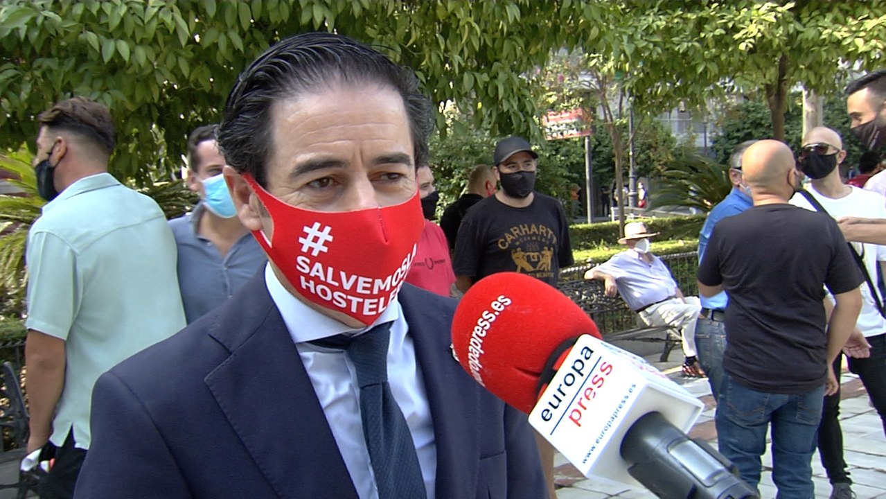 La hostelería y el ocio nocturno pide a la Junta que "no se le deje fuera" en las ayudas económicas