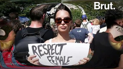 Cible des paparazzis du monde entier, on vous raconte l'histoire d'Emily Ratajkowski