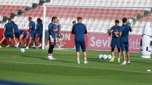 Último entrenamiento del Sevilla antes de viajar a Budapest