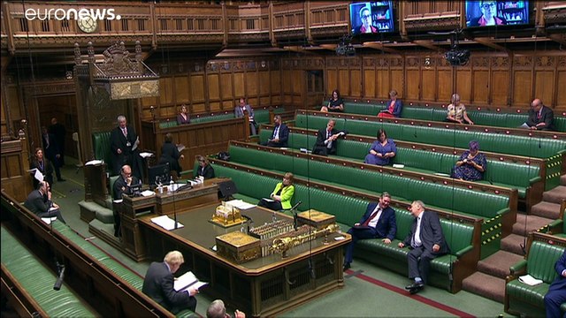 Sei mesi di restrizioni anti-covid in Gran Bretagna