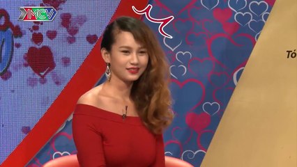 Cô gái xinh đẹp từ bỏ mối tình đơn phương 6 năm theo anh chàng hít đất 20 cái