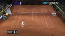 Humbert upsets top seed Medvedev in Hamburg